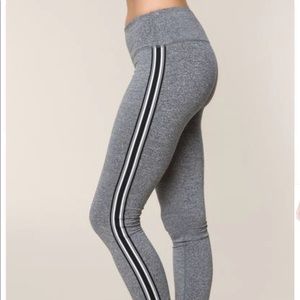 Spiritual gangster Leggings